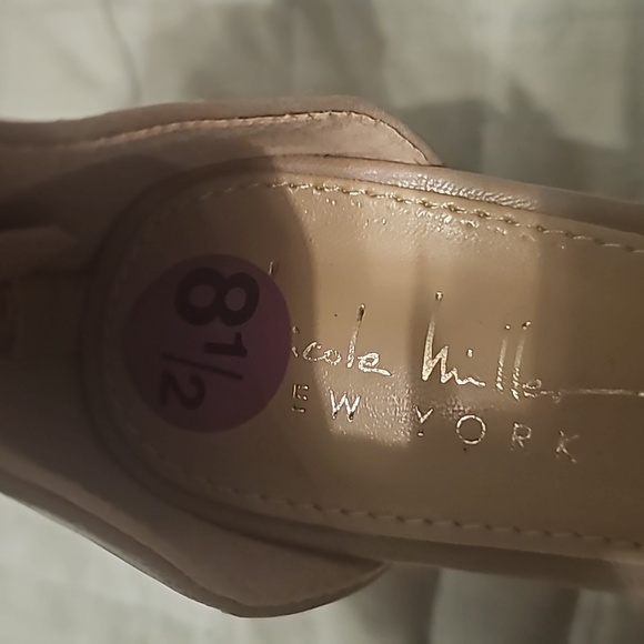 Nicole Miller size 8.5 chain heels - Picture 2 of 4